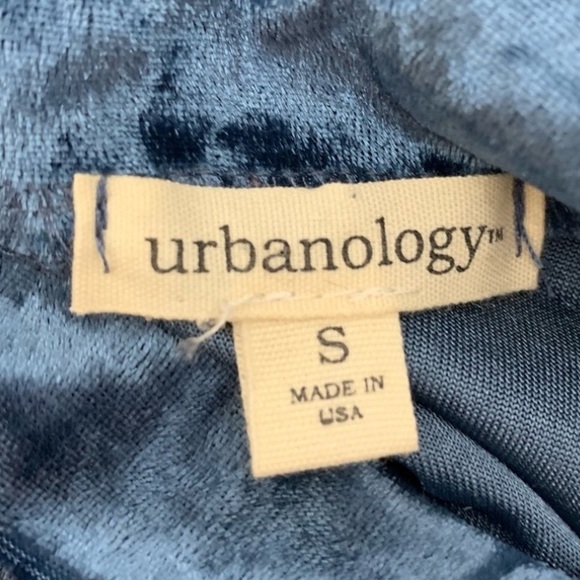 Urbanology Blue Crushed Velvet Long Sleeve Mini Dress Keyhole Back Size Small - Picture 8 of 13